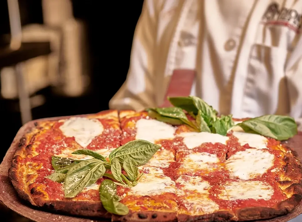 Leonardi's Pizza — photo 2