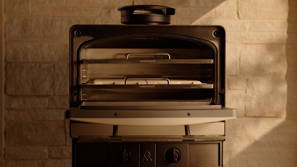 Emberhaus Official outdoor fire oven — photo 3