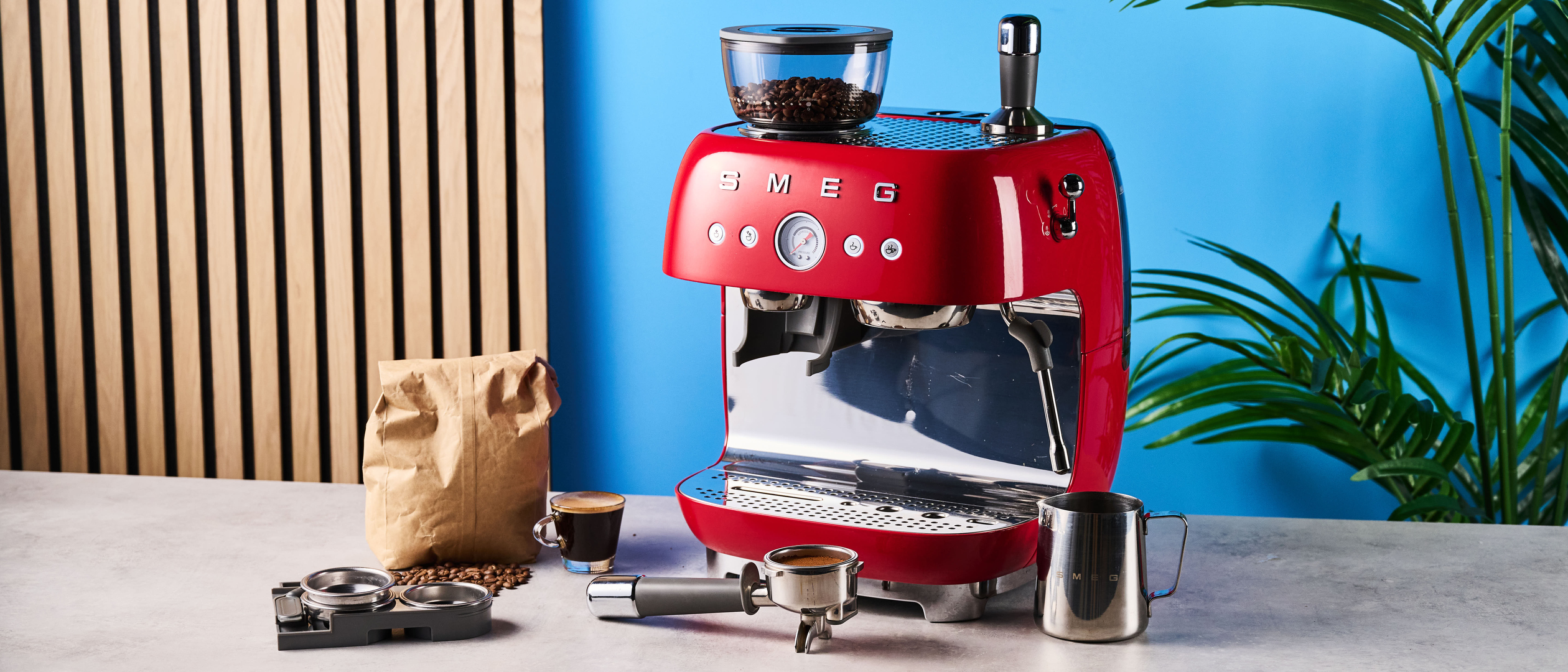 Smeg EGF03 Espresso Machine — photo 3