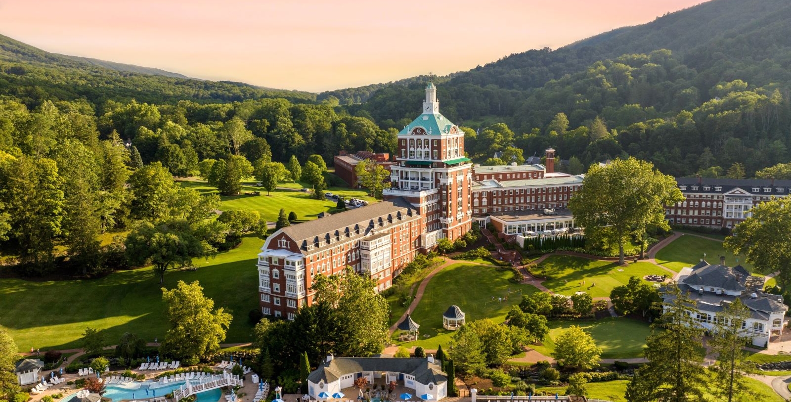 The Omni Homestead Resort — photo 1