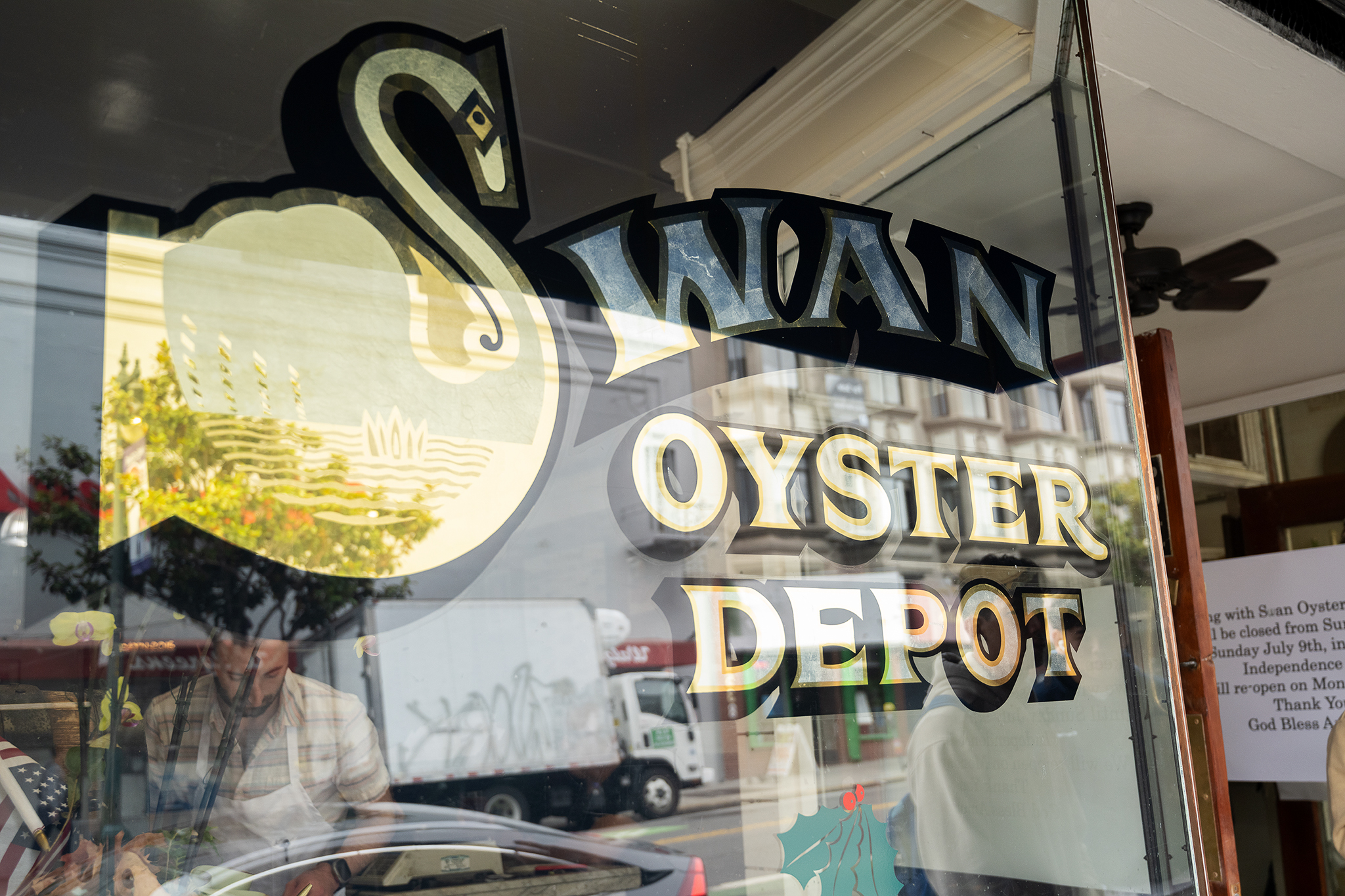 Swan Oyster Depot — photo 4